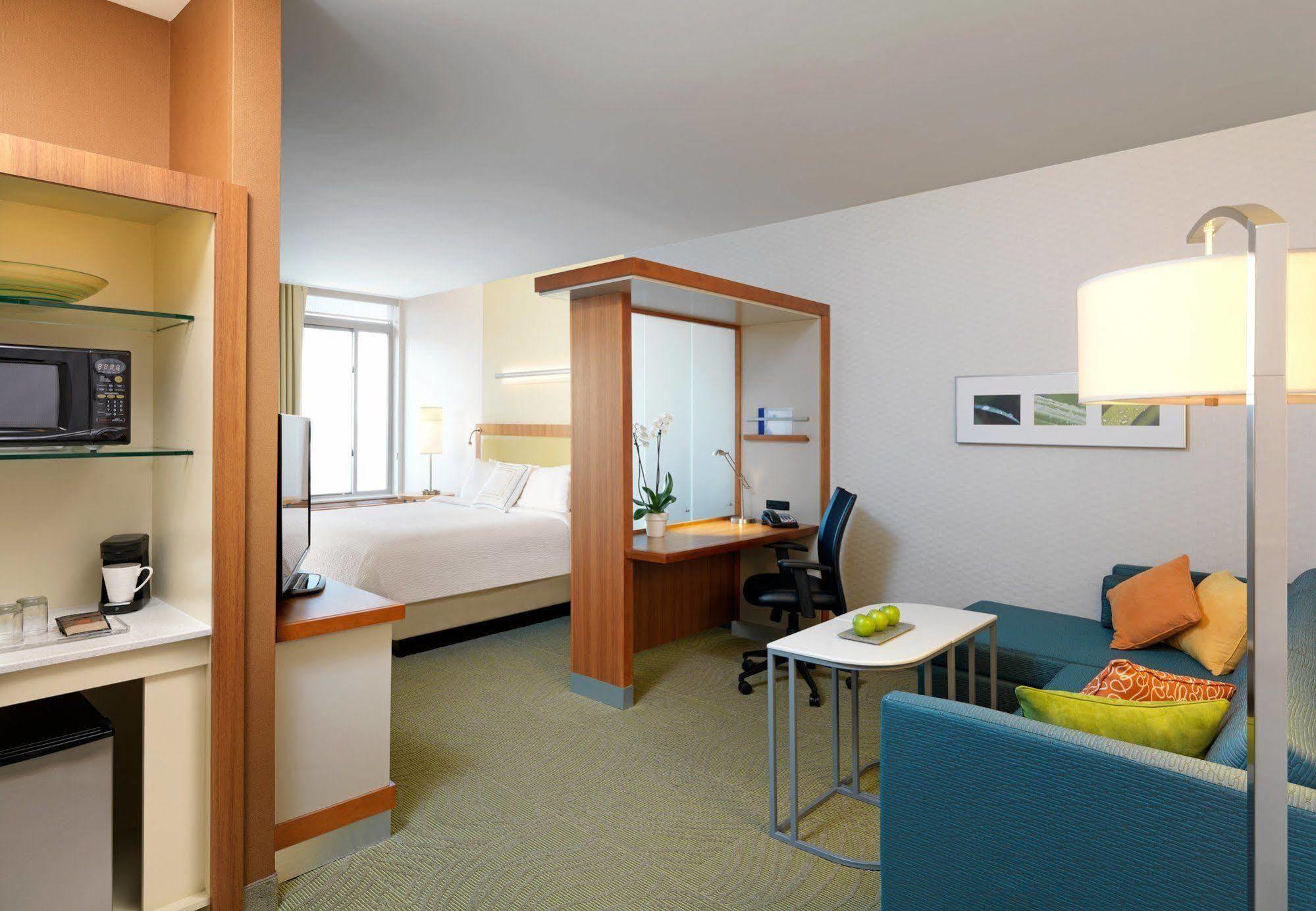 Springhill Suites By Marriott Coralville Exterior foto