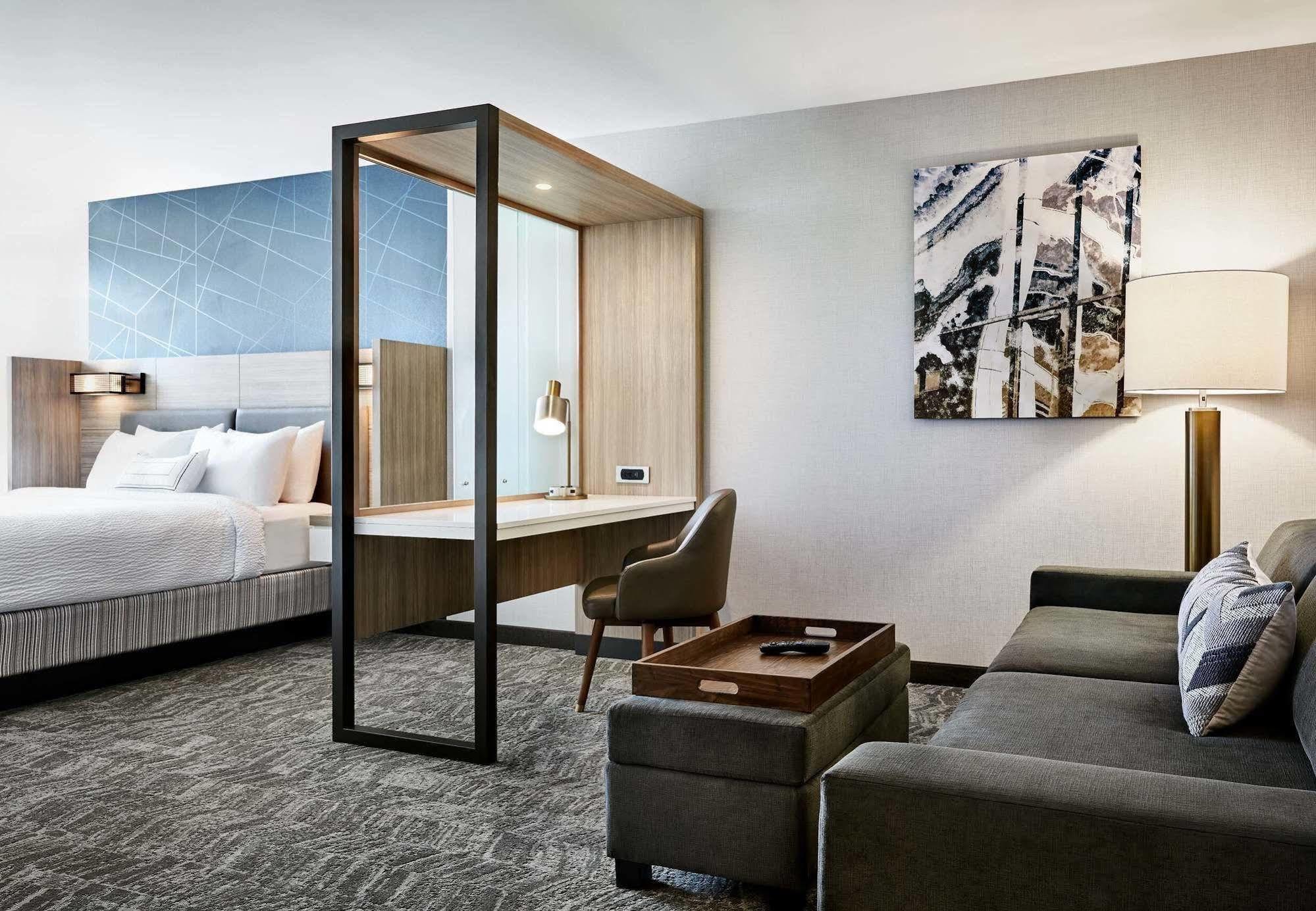 Springhill Suites By Marriott Coralville Exterior foto
